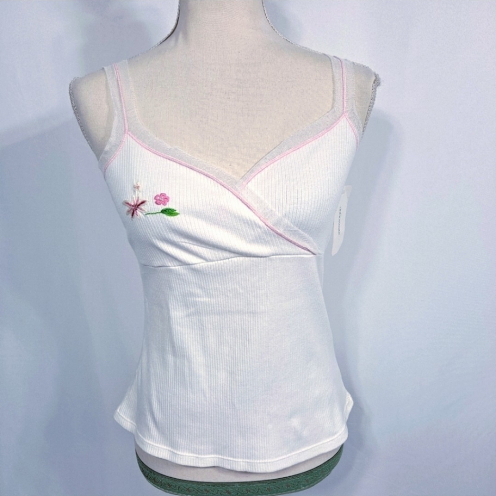On Gossamer White Embroidered V Neck Tank Top NWT